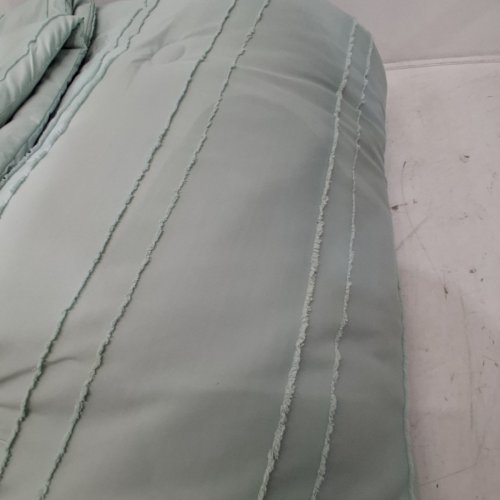 11PC MAINSTAYS BED IN A BAG SET - KING - GREEN/WHITE image 9