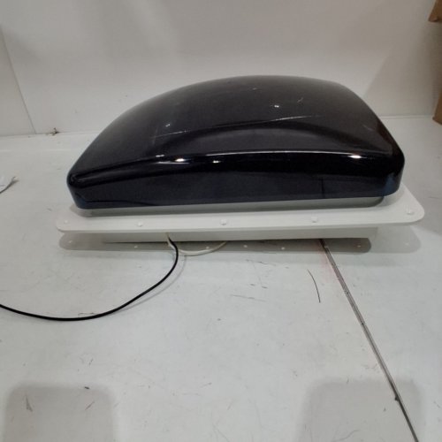 RVLOVENT RV ROOF FAN VENT - 14" - 12 V - SMOKE image 6