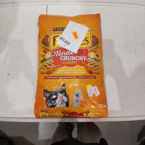 PURINA FRISKIES TENDER & CRUNCHY COMBO CAT FOOD - 7.5 KG image 2