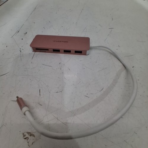 LENTION USB-C HUB - PINK image 3