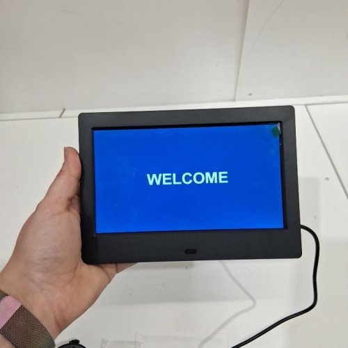 HD DIGITAL PHOTO FRAME - BLACK image 2