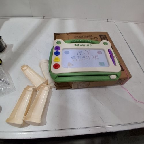 KID'S MAGNETIC DRAWING BOARD - GREEN/WHITE (ITEM: NO.335A) image 2