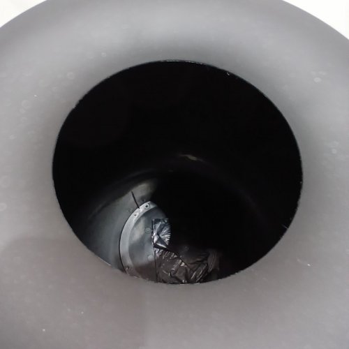 UMBRA VENTO 30" OPEN TOP TRASH CAN - LARGE (16.5 GALLON/62L) - BLACK (MODEL: 1013048-047-REM) image 3