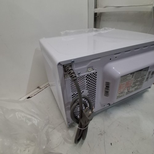 DANBY COUNTERTOP MICROWAVE - 0.7 CU. FT. - WHITE (MODEL: DBMW0721BWW) image 7