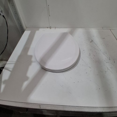 CENTOCO ROUND CENTOCORE MOLDED HEAVY DUTY TOILET SEAT - 17" - WHITE (MODEL: DS700-001) image 2