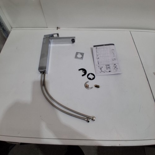GROHE EUROCUBE EXTRA LARGE LAVATORY CENTERSET FAUCET - STARLIGHT CHROME (MODEL: 23670000) image 2