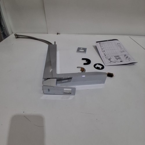 GROHE EUROCUBE EXTRA LARGE LAVATORY CENTERSET FAUCET - STARLIGHT CHROME (MODEL: 23670000) image 5