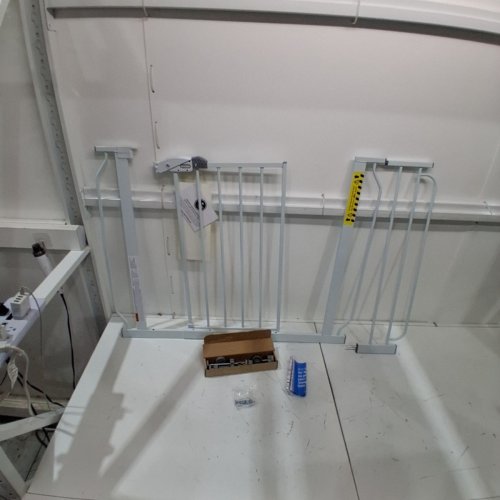 REGALO EASY STEP SAFETY GATE - 29"- 38.5" - WHITE (MODEL : 1160-DS) image 2