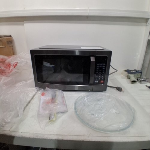 TOSHIBA COMPACT COUNTERTOP MICROWAVE OVEN - 1.2CU.FT - 1500W - STAINLESS STEEL (MODEL: ML-EM31P(SS)/CA) image 3