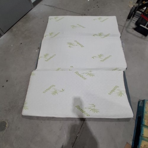 COSTWAY PORTABLE TRI-FOLD MATTRESS WITH CARRYING BAG - FULL - 3" image 2