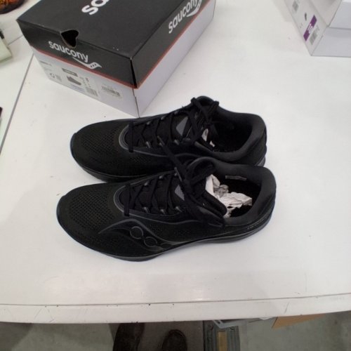 WOMEN'S SAUCONY KINVARA 13 SNEAKERS - SIZE 8 - BLACK image 2