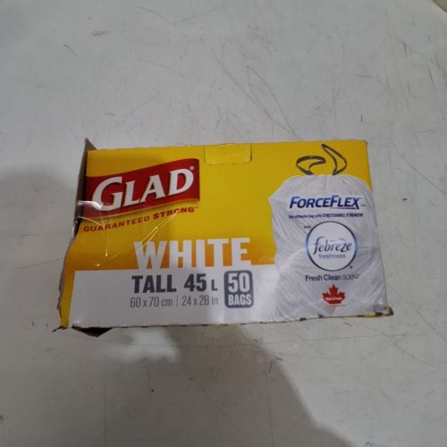 50PK GLAD FORCEFLEX TALL WHITE DRAWSTRING KITCHEN GARBAGE BAGS WITH FEBREZE ODOUR CONTROL - 24"X28" (45L) - FRESH CLEAN image 3