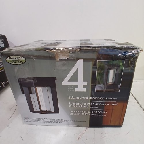 4PK NATURALLY SOLAR WALL/POST ACCENT LIGHTS - 25LM - BLACK (MODEL: 1938011) image 4