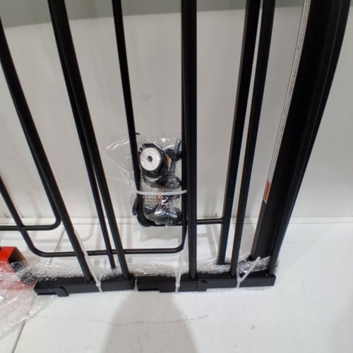 SAFETY 1ST CONTEMPORARY TALL & WIDE GATE WITH SECURETECH - 29"-47" X 36" - BLACK (MODEL: GA176CBLKF2) image 3