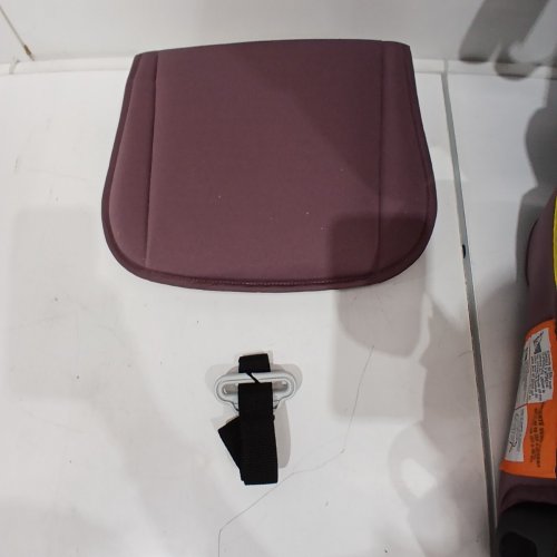 GRACO TRANZITIONS 3-IN-1 LIGHTWEIGHT ADJUSTABLE HEIGHT HARNESS BOOSTER CAR SEAT WITH CUP HOLDERS - 100LBS MAX - PURPLE (MODEL: 2217080) image 5
