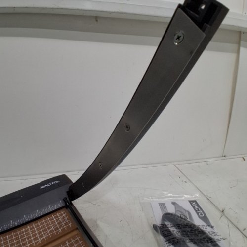 X-ACTO HEAVY-DUTY PAPER TRIMMER - 15" CUTTING LENGTH - BLACK/WOOD (MODEL: EPI26315) image 4