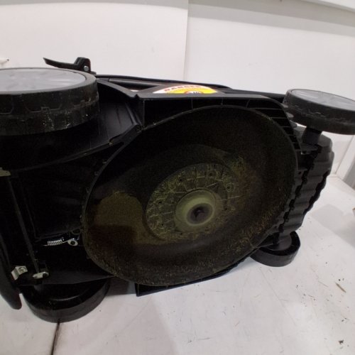 LITHELI CORDLESS BRUSHLESS LAWN MOWER - 20V, 13" - WHITE/BLACK - (MODEL: EGT010159) image 4