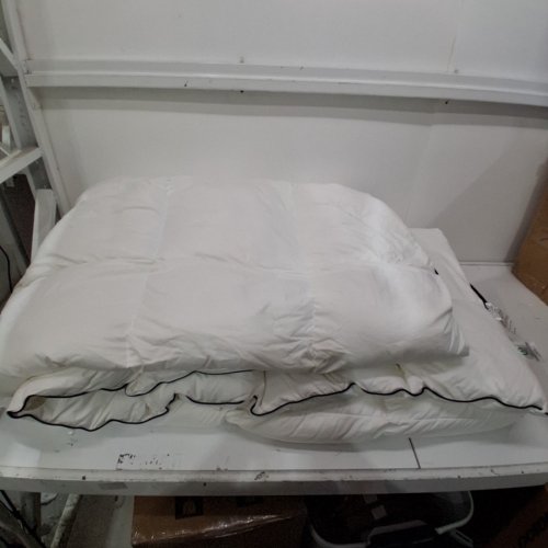 WARMTH BRINGS LOVE BEDDING COTTON DUVET WITH CARRY BAG - QUEEN - WHITE image 2