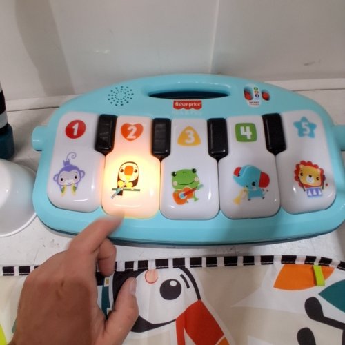 FISHER-PRICE 4-IN-1 BABY PLAYMAT GLOW AND GROW KICK & PLAY PIANO GYM & MARACAS - MULTICOLOURED (MODEL: HWD95-9963) image 2
