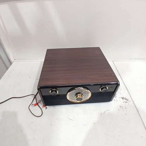 VICTROLA BLUETOOTH MUSIC CENTER - 120 V 60HZ 40W - BROWN / BLACK (MODEL: VTA-240B) image 4