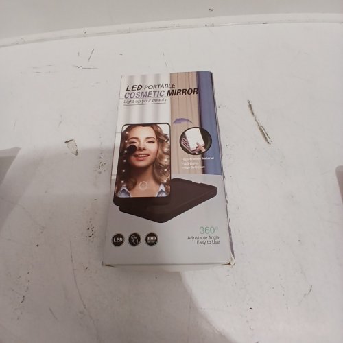 LED PORTABLE COSMETIC MIRROR - PINK image 3