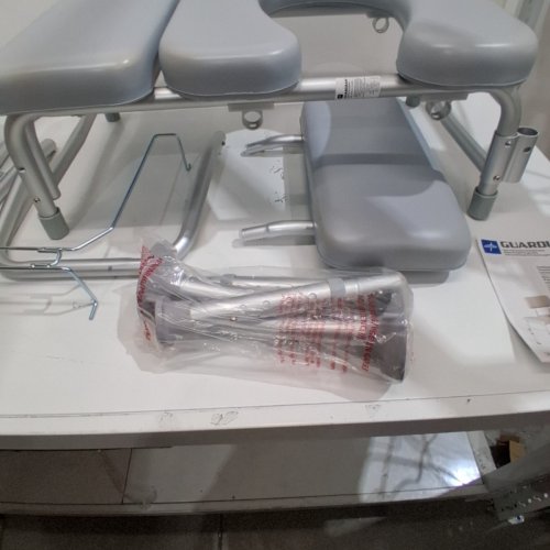 MEDLINE COMBINATION TRANSFER BENCH AND COMMODE - 400LB MAX - (MODEL: G3-101KBPX1) image 3