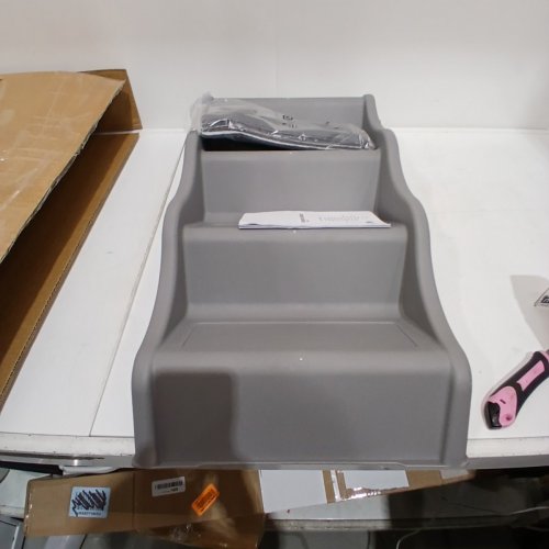 AMAZON BASICS FOLDING PET STAIRS - 14.6" X 22.75" X 19.5" - GREY image 2