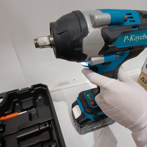 P-KOYEBOLT CORDLESS HIGH TORQUE IMPACT WRENCH KIT WITH 2 BATTERIES- 21 V, 2300 RPM - TEAL AND BLACK image 2