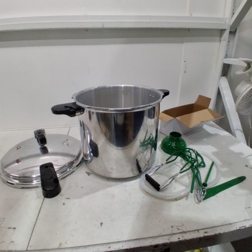 UNIFULL PRESSURE COOKER/CANNER WITH PRESSURE GAUGE AND PRESSURE RELEASE VALVE - 24QT - SILVER/BLACK image 2