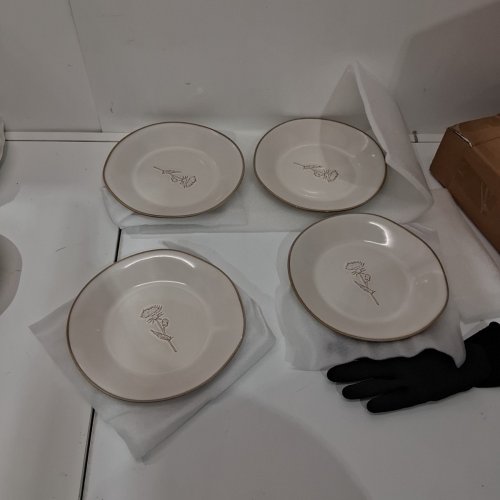 16PC LENOX HOMESPUN DINNERWARE SET - WHITE (MODEL: 898636) image 5