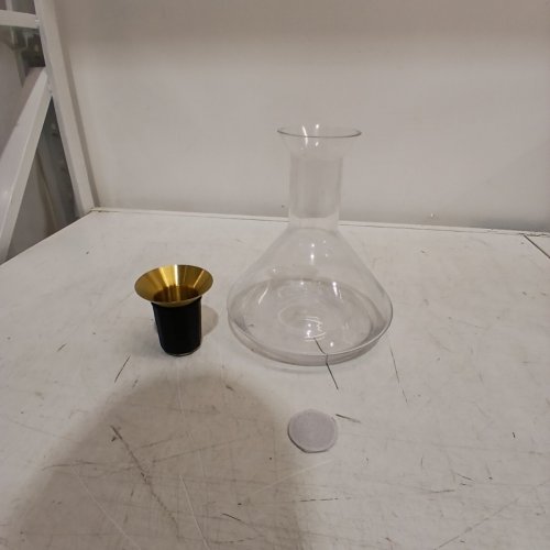 RABBIT WINE DECANTER WITH WOOD BASE - 2L -CLEAR/WOOD (MODEL:1739370) image 2