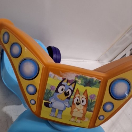 BLUEY KIDS RIDE-ON FLY WHEELS TRICYCLE - MAX 35LBS - BLUE image 3