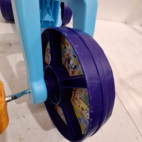 BLUEY KIDS RIDE-ON FLY WHEELS TRICYCLE - MAX 35LBS - BLUE image 4