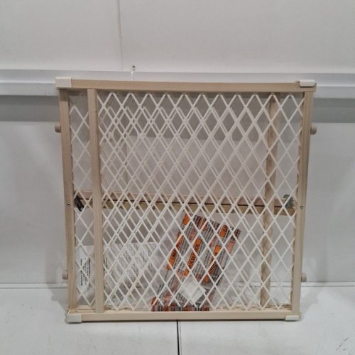 TODDLEROO BY NORTH STATES DIAMOND MESH GATE - 26.5" - 42" X 23" - WOOD - (MODEL: 4600) image 2