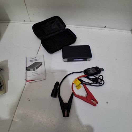 TYPES PORTABLE JUMP STARTER AND POWER BANK - BLACK (MODEL 1652486 / AC532780-1) image 3