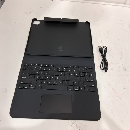 ESR ASCEND KEYBOARD CASE, IPAD CASE WITH KEYBOARD COMPATIBLE WITH IPAD PRO 12.9 (2022/2021/2020/2018), MAGNETIC DETACHABLE CASE, FULLY ADJUSTABLE PORTRAIT/LANDSCAPE STAND, BLACK (MODEL:6B017) image 3