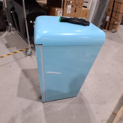 GALANZ RETRO SINGLE DOOR COMPACT REFRIGERATOR WITH CHILLER COMPARTMENT - 3.3CU.FT - BLUE (MODEL: GLR33MBER10) image 8