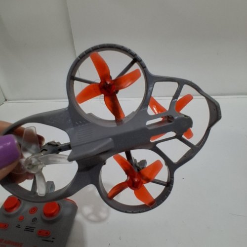 KID'S SHARPER IMAGE X-TREME AIRWAVE RC DRONE TOY - GREY/ORANGE image 4