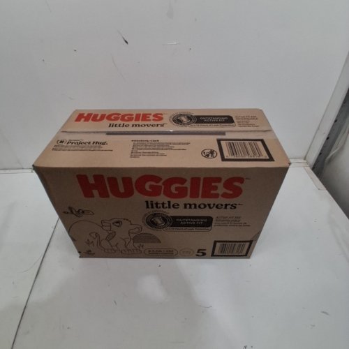 132PK HUGGIES LITTLE MOVERS DIAPERS - SIZE 5 image 2
