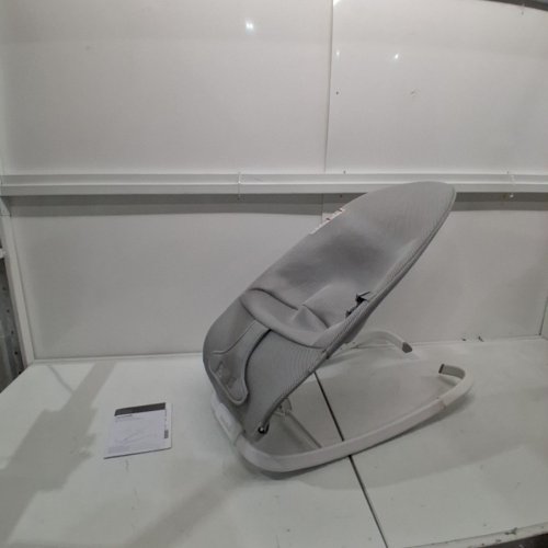 MUNCHKIN SPRING 2-IN-1 BABY BOUNCER & ROCKER - GREY - (MODEL: 38186) image 2