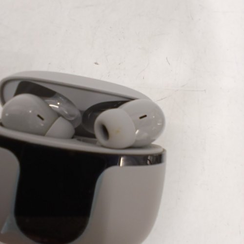 TRUE WIRELESS STEREO EARBUDS - WHITE (STYLE: S48) image 5