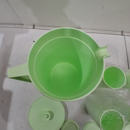 10PC TUPPERWARE HERITAGE COLLECTION PITCHER AND TUMBLER SET - 3.7L - GREEN (MODEL: 1907330) image 2