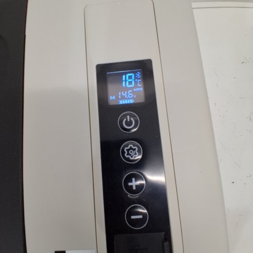 EUHOMY ELECTRIC COOLER/REFRIGERATOR - 26QT - 12/24V - DC 110-240V AC - BLACK/GREY (MODEL: CF004-25) image 2