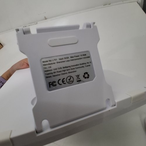 LED LIGHT THERAPY LAMP WITH BUILT-IN KICKSTAND AND TOUCH CONTROLS - 5000-10000LM - WHITE (MODEL: LT01) image 3