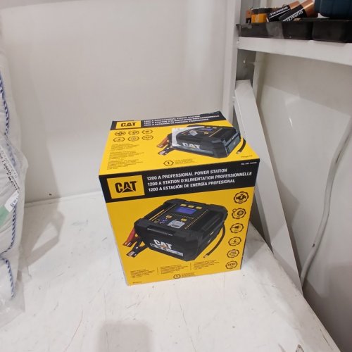 CAT PROFESSIONAL POWER SUPPLY STATION 1200A - BLACK - (MODEL: 1510104) image 2