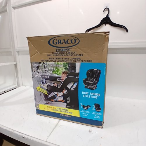 GRACO EXTEND2FIT 2-IN-1 CONVERTIBLE CAR SEAT - TITUS GREY/BLACK (MODEL: 2149057) image 5