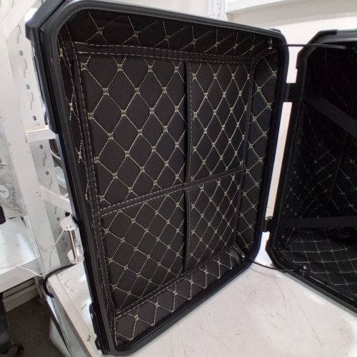 IPROODS ALUMINUM ALLOY UNIVERSAL MOTORCYCLE TAIL BOX - 80 L - BLACK image 5