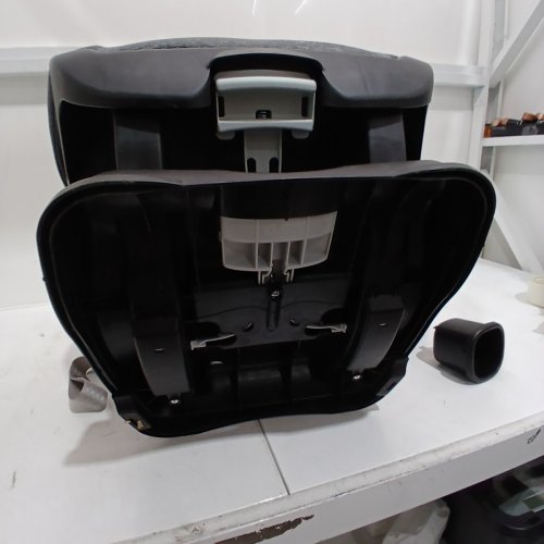 GRACO EXTEND2FIT CONVERTIBLE CAR SEAT - GREY (MODEL: 2235831) image 8