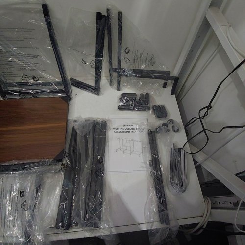 STRICH MULTIPLE GUITARS STAND - BLACK / BROWN (MODEL: SMT-40) image 3