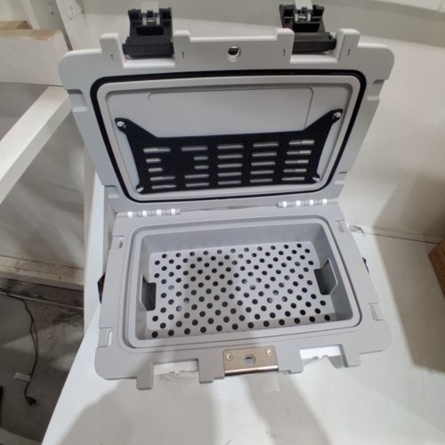PELICAN PERSONAL LUNCH BOX COOLER - 14QT - WHITE / GREY (MODEL:14Q-1-WHTGRY) image 4